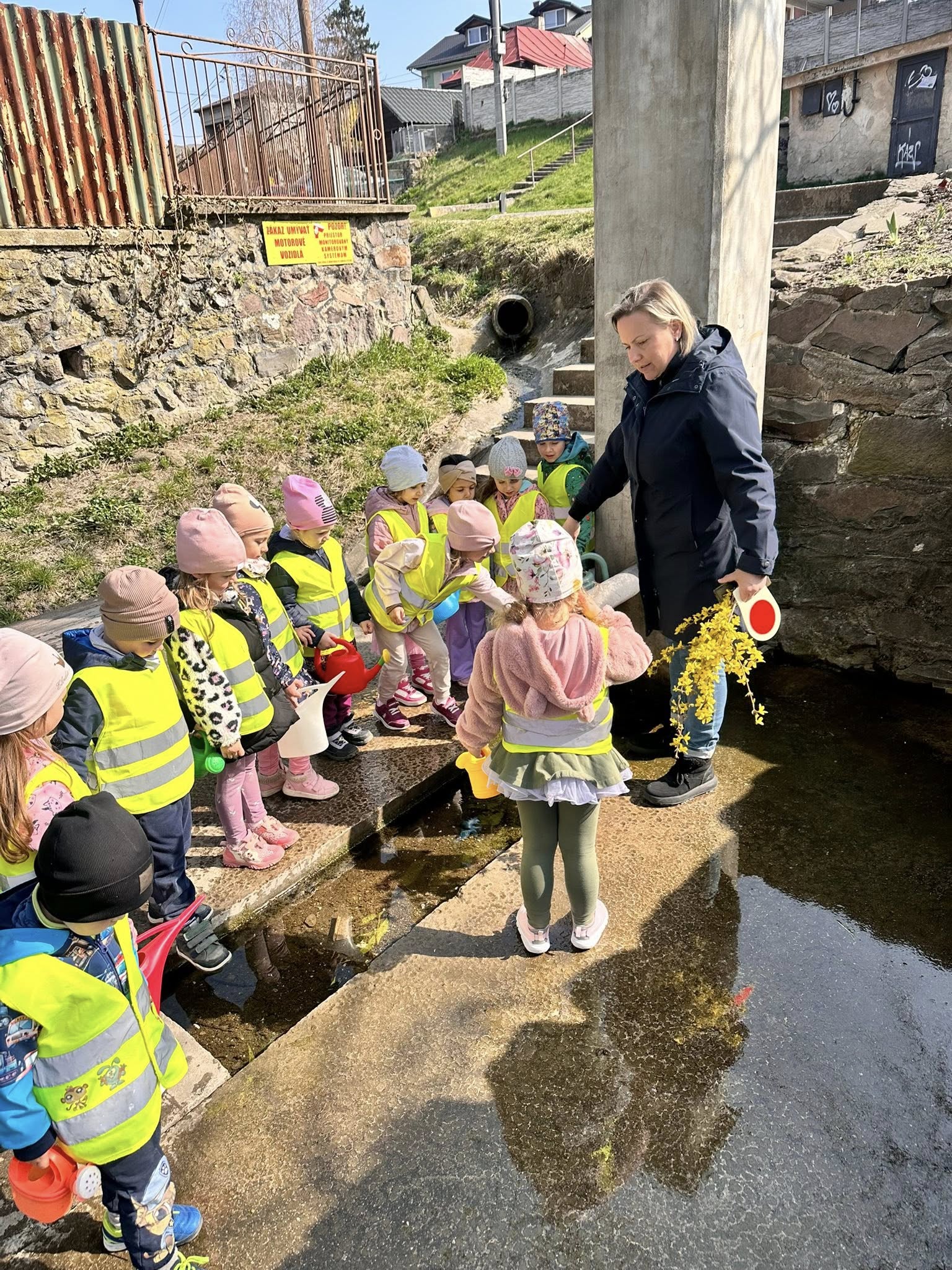 654202844_1256937189875892_626706636894757200_n